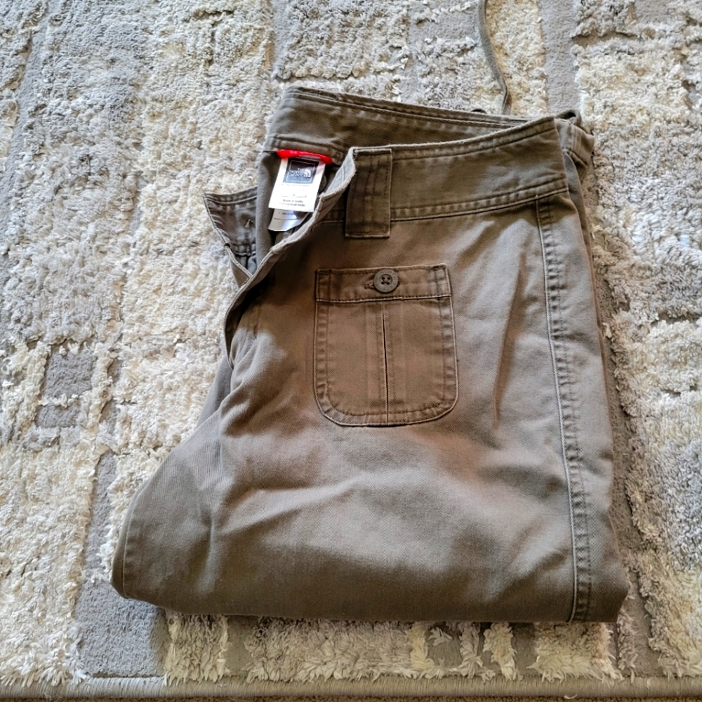 North face capri size 8